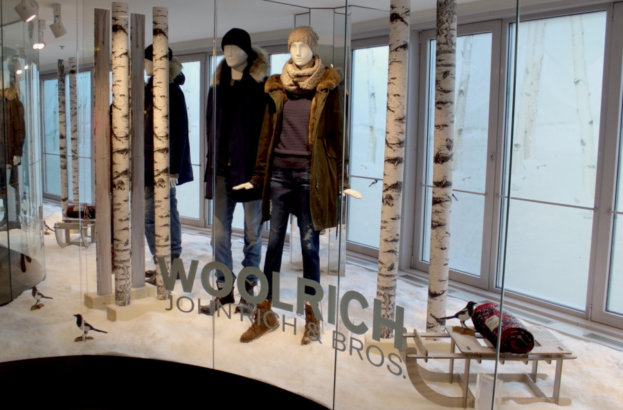 Backdrop | Woolrich - Centroffset stampa, packaging, grafica